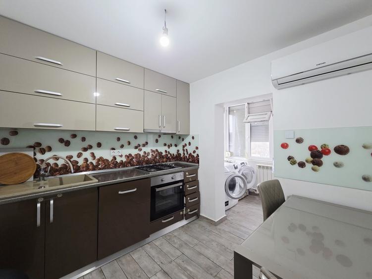 Apartament 3 camere N.Leonard 68mp 2 bai