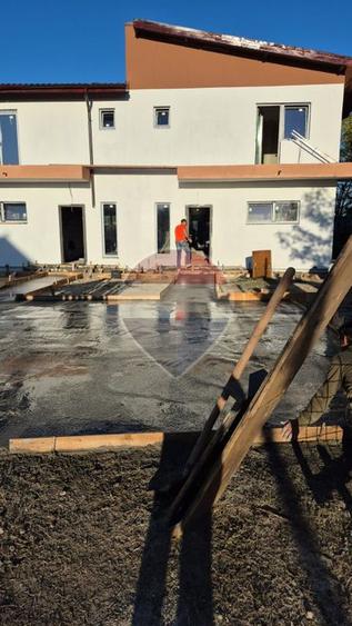 Casa/Duplex de vânzare în Bolintin-Deal