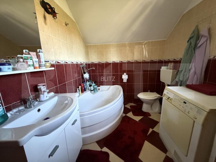 Casa cu 5 camere, 165 mp, zona Paulesti