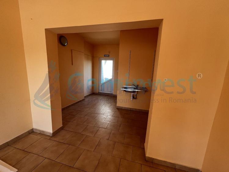 De vanzare cladire multifunctionala zona Seleusului, Oradea
