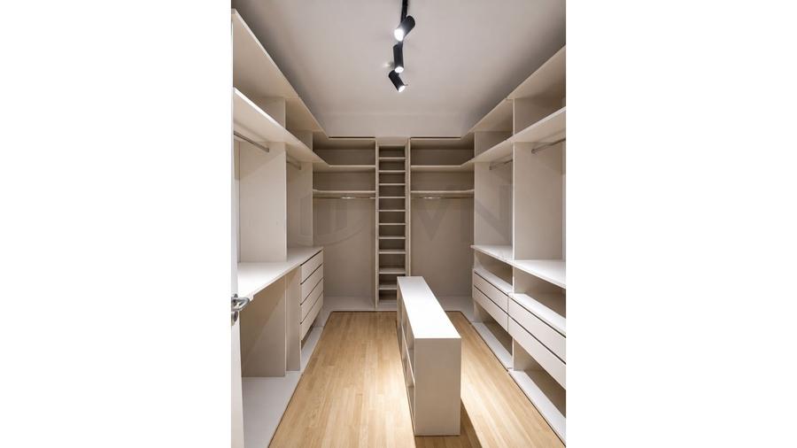 REA1029255 Apartament l 4 Camere l Calea Calarasilor l Gradina