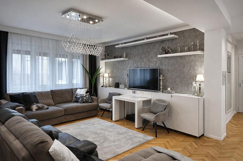Oportunitate in Dorobanti o Casa Unica Pretabila pentru Resedinta sau Business