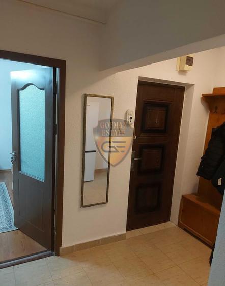 2 camere, Decomandat, Casa de Cultură, biserica Constantin și Elena