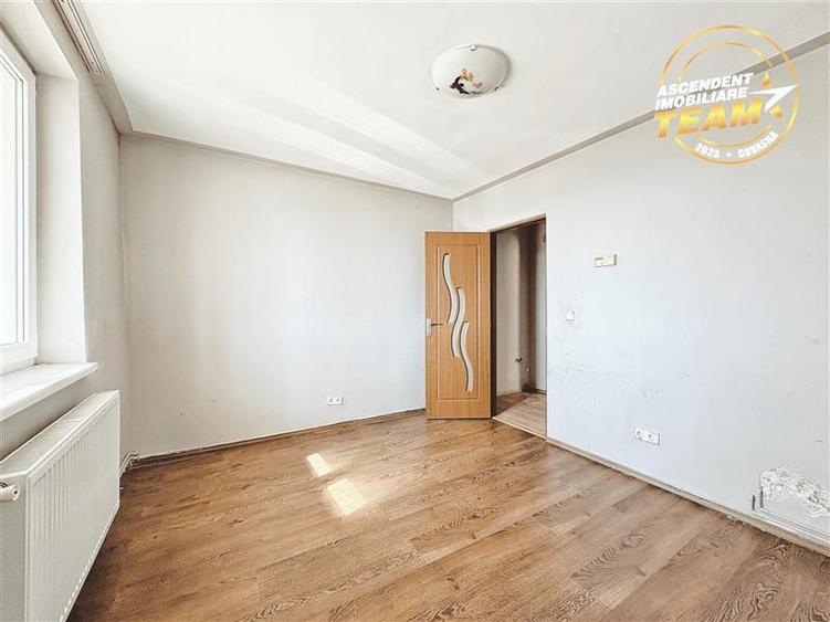 Apartament decomandat cu panorama spectaculoasa, Simeria, Str. Dealului, Sfantu