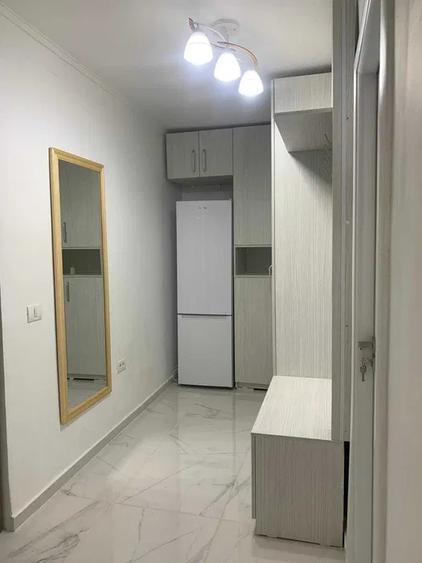 Apartament 2 camere, semidecomandat, 57 mp, ac, metrou aproape, Moghioros