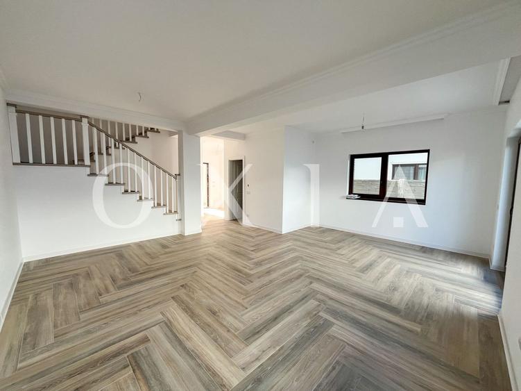 SX647  Duplex - Alfa Center - Disponibil Imediat