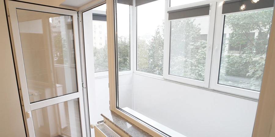 Apartament 3 camere, DECOMANDAT, zona Centru-Palas Mall