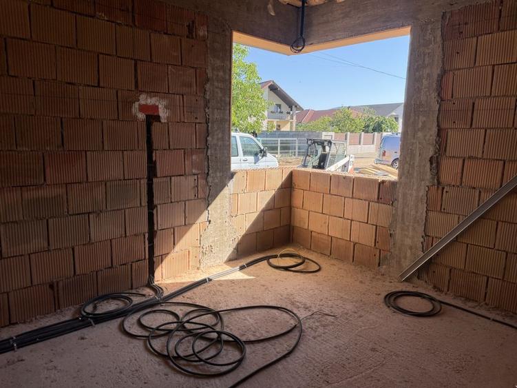 2 Case individuale nou construite in Micesti cu 3 dormitoare și 2 terase