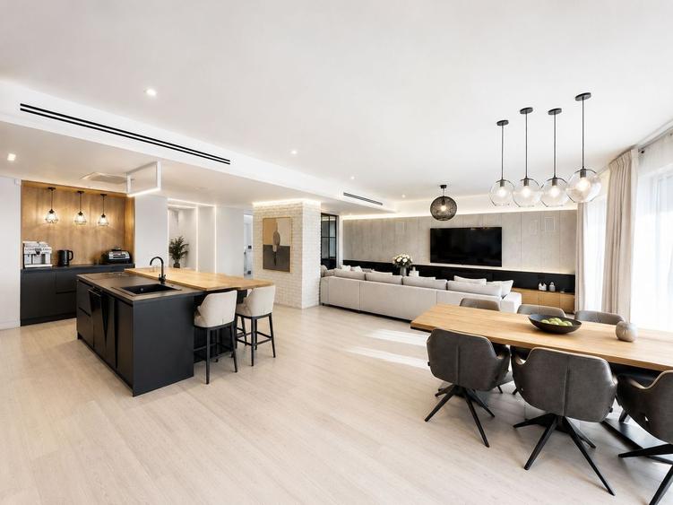 Penthouse Cartierul Francez: Armonie de Spațiu, Lumină și Liniște