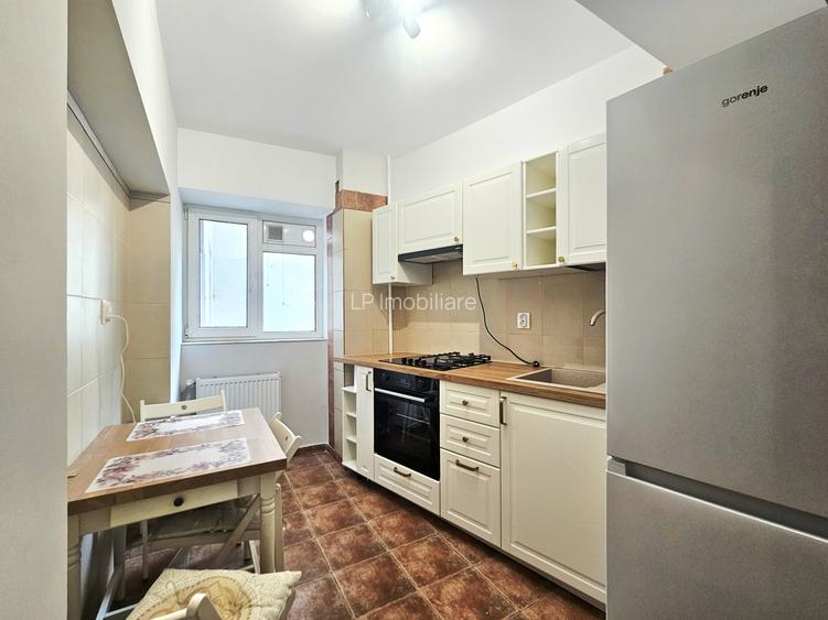 Prima inchiriere/ Apartament decomandat - 5