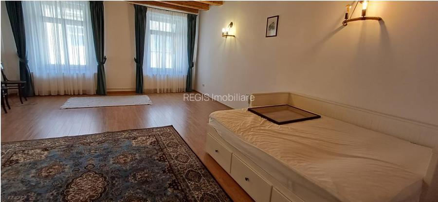 Apartament la casa ,3 camere Centrul Istoric - 3