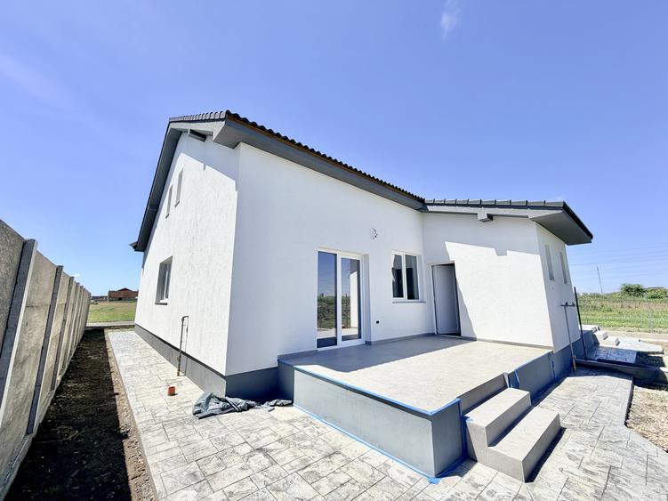 Duplex cu 3 camere | Posibilitate mansardare in Mosnita Noua
