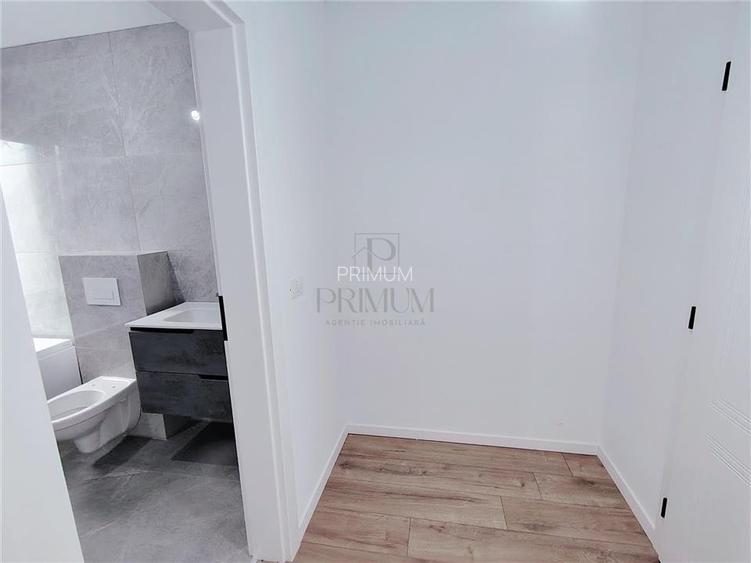 DUPLEX SPATIOS - ASFALT IN LUCRU - CURENT TRIFAZAT