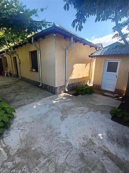 Casa foarte bine intretinuta, zona Cazasu