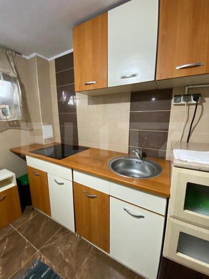 Apartament cu 3 camere, 65 mp, parcare, curte, zona Tineretului!