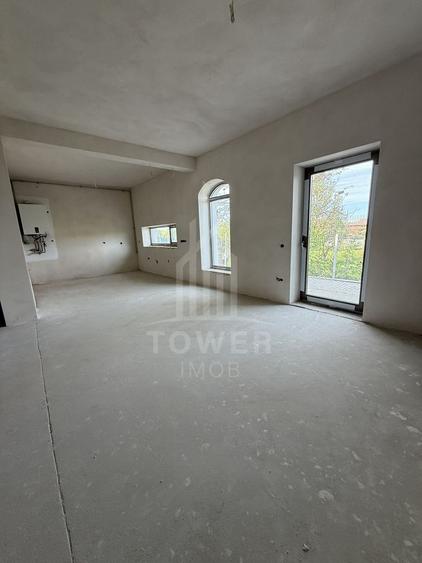 Casa rezidențială cu 5 camere, 2 băi – Sura Mica