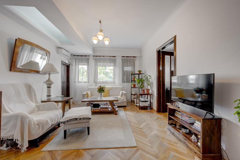 Armenească | 4 camere | 100 mp utili + 2 balcoane | Interbelic 1937