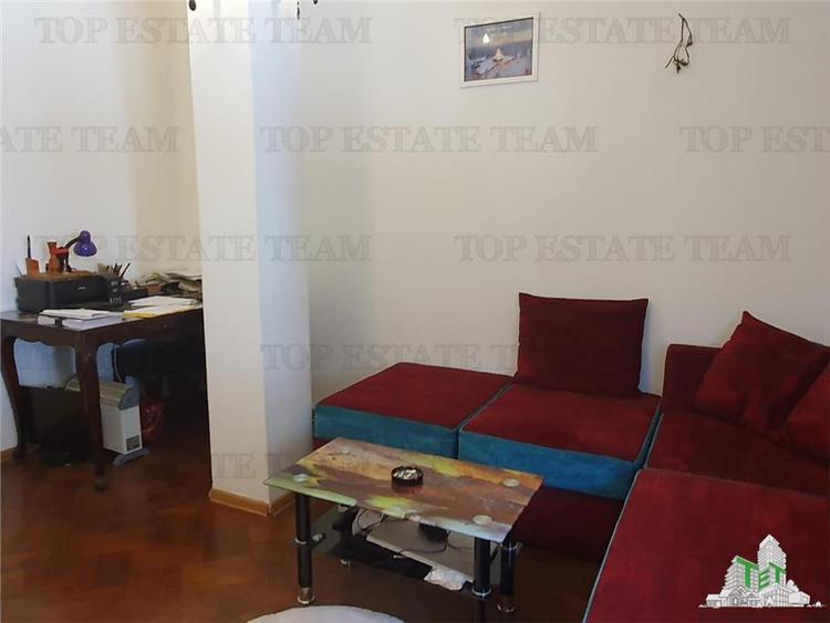 Spatiu extins central Liceul Mircea si Mare Constanta