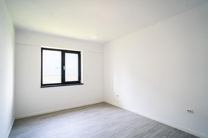 MILITARI, METROU PACII, 2 CAMERE, 57 mp, GRADINA, 150 mp