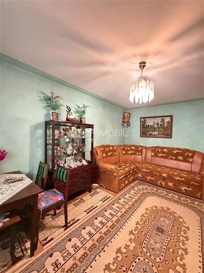 Apartament 2 camere decomandat, parter inalt- Nicolina