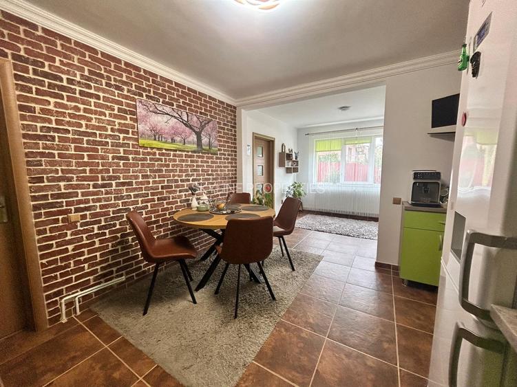 Casa ultrafinisata de vanzare in Rascruci cu teren de 2936 mp