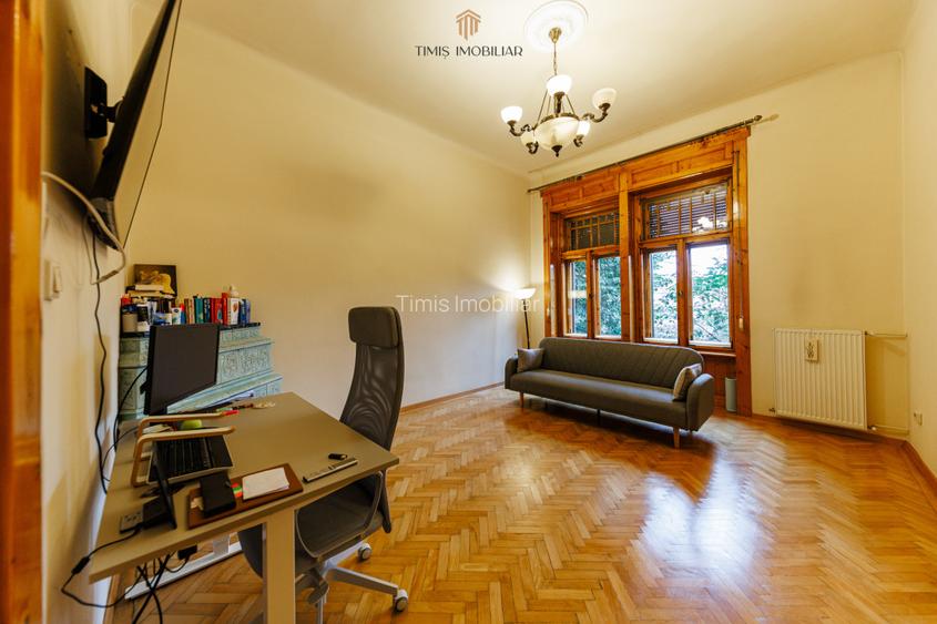 Apartament cu terasă și boxă, în Palatul Adolf Hanecker | Mal Bega - 29