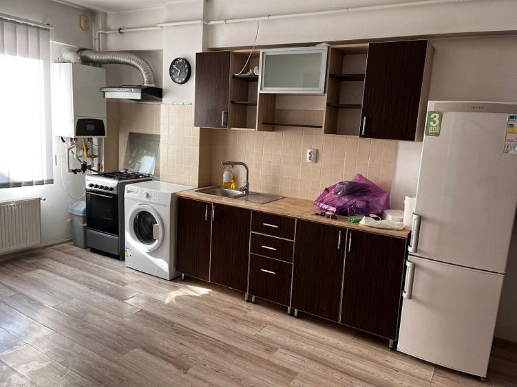 Apartament cu 2 camere - zona Tatarasi - Ateneu