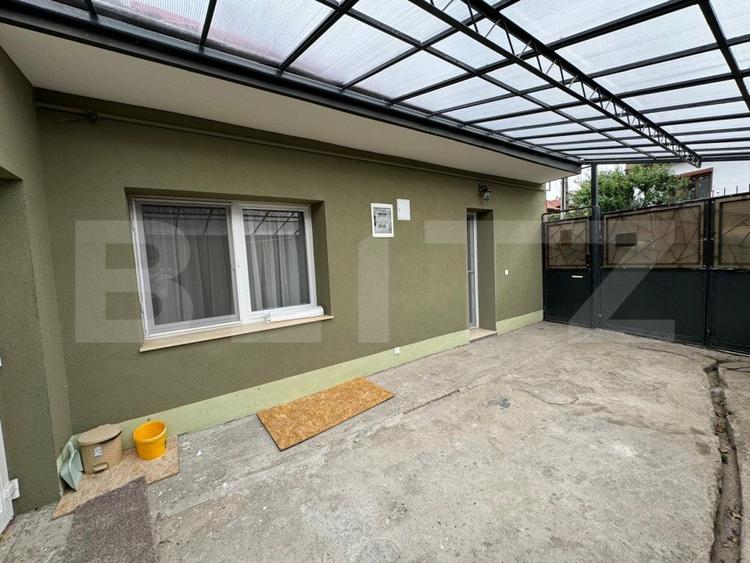 Casa individuala de vanzare, cu 3 camere, 100 mp, zona Gruia