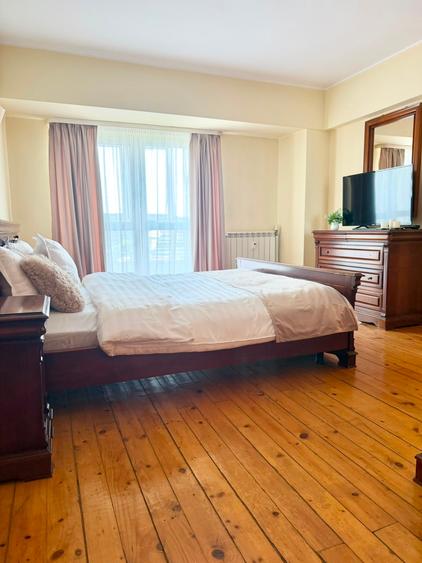Piata Unirii Duplex Penthouse, 122mp, centrala, mobil/util, AC, metrou, parcare