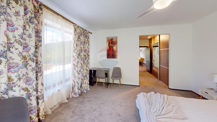 Apartament 3 camere | Tâmpa Gardens | 107 mp + 120 mp terasă | Etaj 9