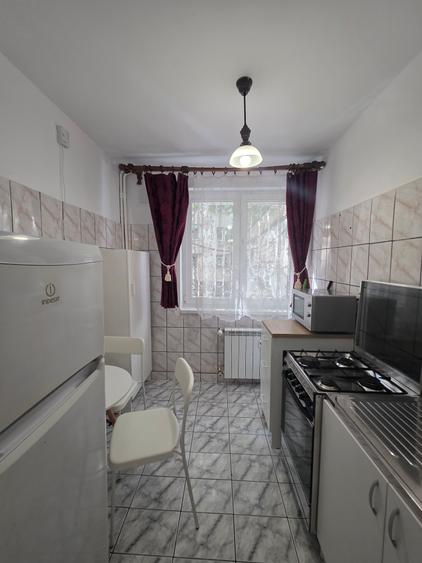 Apartament cu 2 camere de inchiriat in zona Romana / Piata Amzei