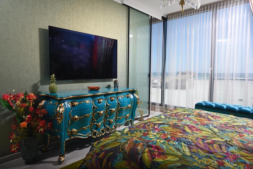 Apartament cu farmec si culoare de vanzare la malul Marii Negre - Mamaia