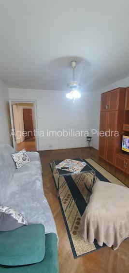 Inchiriez apartament 2 camere,decomandat,zona Calea Dumbravii ( Dioda ),etaj 3 - 3