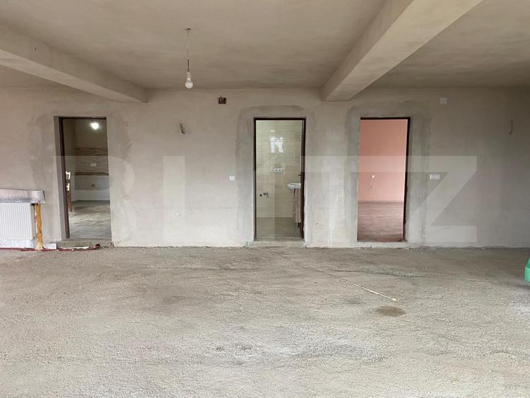 Casa P+E la rosu, teren de 71 ari, Salva