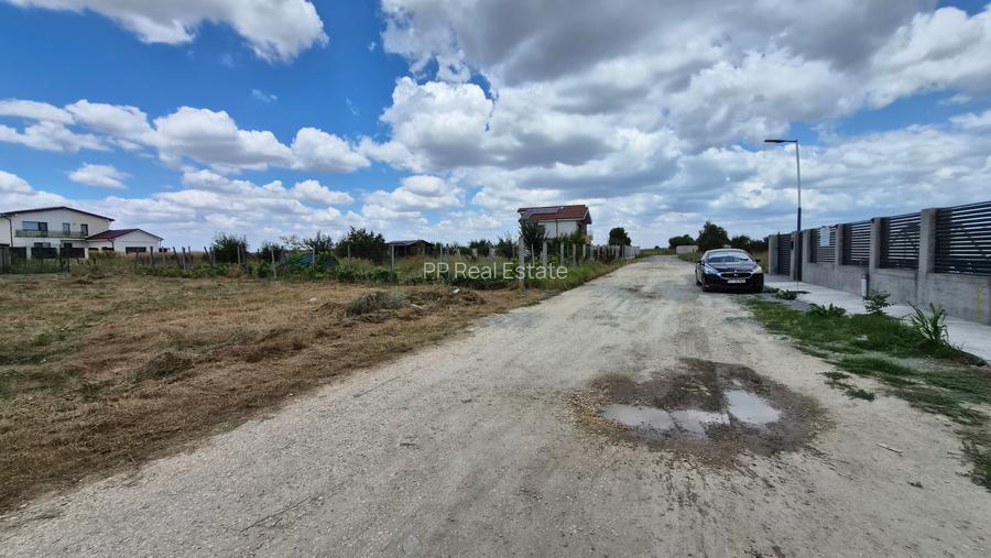 Strada Craitei - teren 501 mp (deschidere 18.2 ml ) - 2