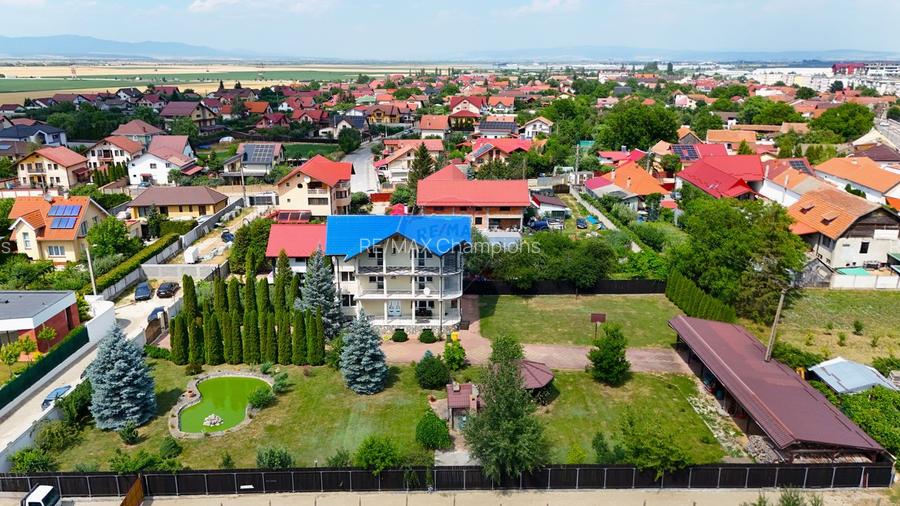 VILĂ CU IAZ ȘI 2.418 MP TEREN | GHIMBAV – LIVADA | COMISION 0% - 30