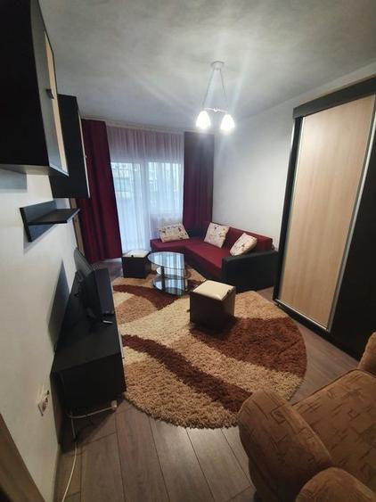 De inchiriat apartament cu o camera in zona Aradului