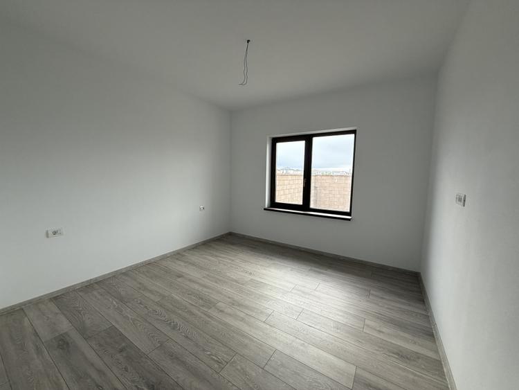 Duplex 3 camere, P+Pod, 85mp utili, 300mp teren, Calea Urseni COMISION 0%