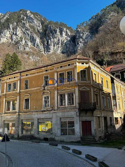 Oportunitate investitie in centrul istoric Baile Herculane