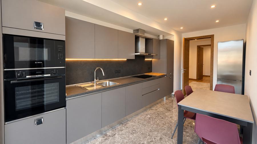 Apartament 4 camere | Primăverii | Închiriere