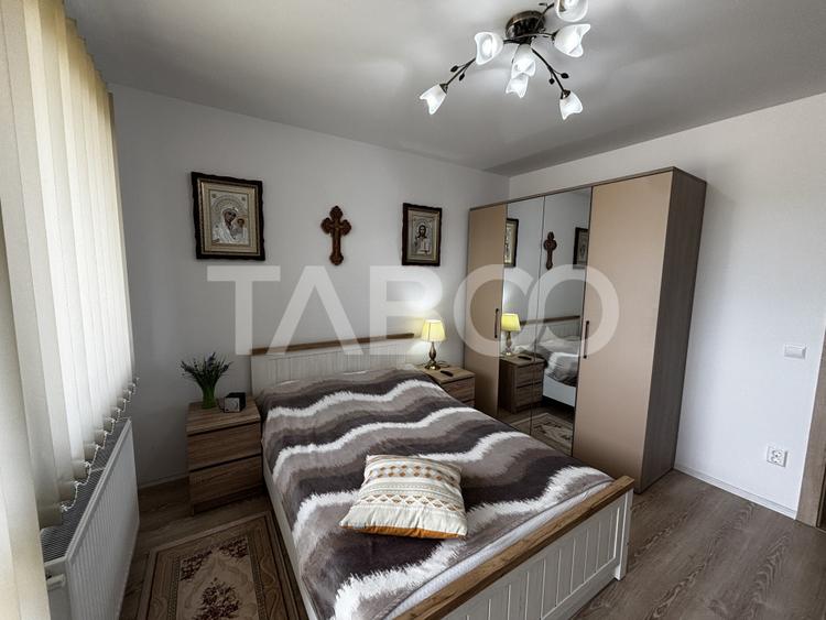 Apartament 2 camere de vanzare 38mpu si boxa zona Turnisor