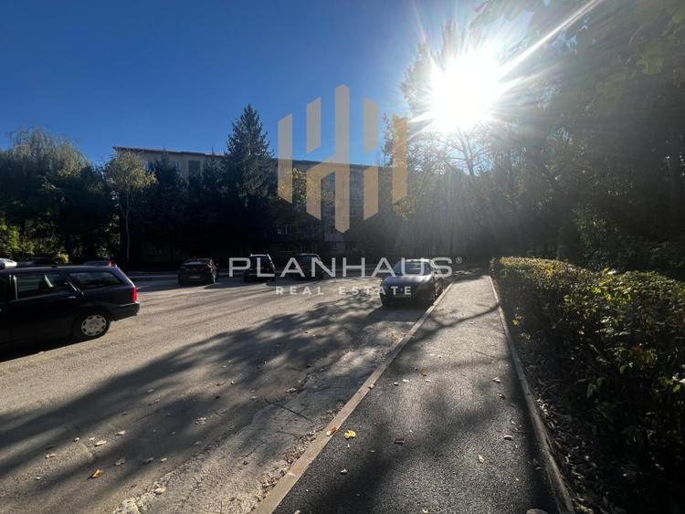 Apartament 4 camere,zona Pizza Albina ,cartierul Săsar