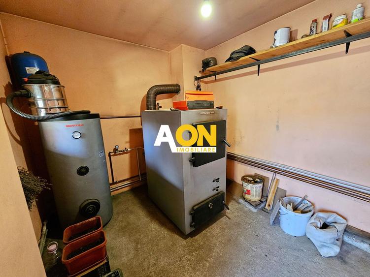 Casa 4 camere, mobilata, utilata, 593 mp teren, zona Centru