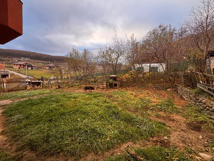 Casa Individuala Valea Jalnei 550mp teren