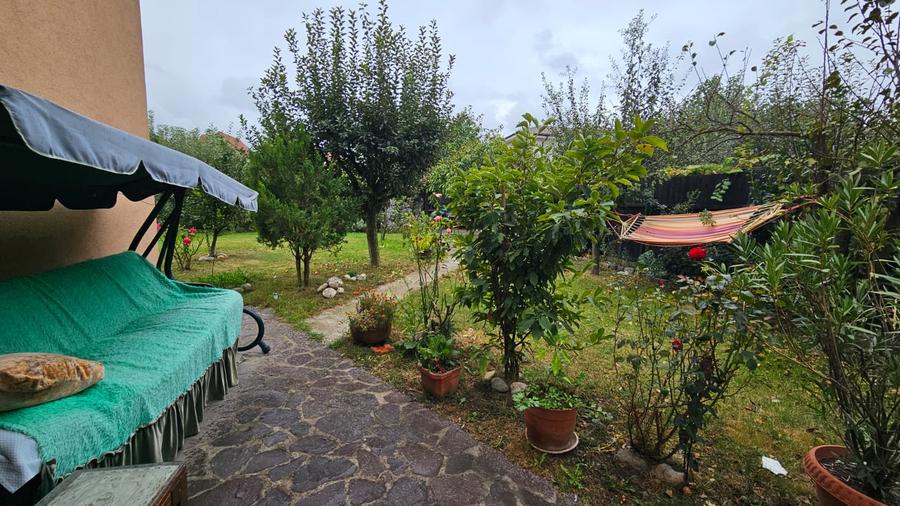 Duplex Tractorul Coresi,mobilat-utilat,curte comuna,650 Euro