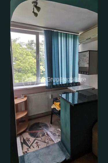 Etaj intermediar! Garsoniera mobilata 32mp cu balcon si AC, TATARASI - 2