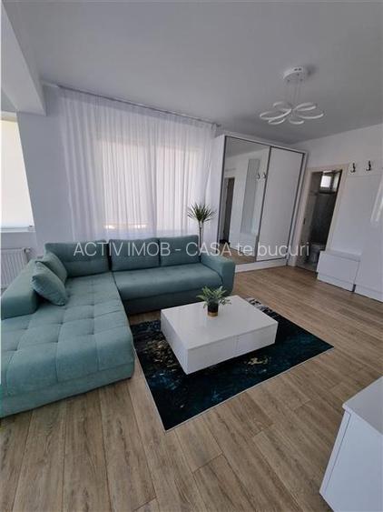 Apartament tip penthouse 2 camere si terasa proprie