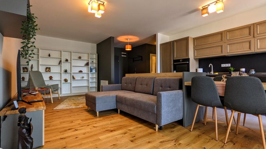 Apartament deosebit cu 2 camere+terasa, garaj, Complex Azoria Zorilor