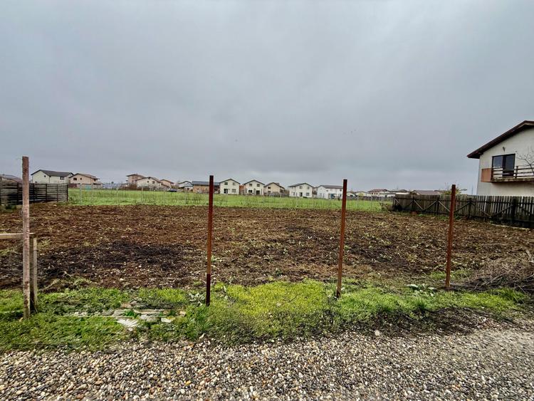 Lot Intravilan Rate 644mp Mamina - Berceni | utilitati: Curent | #MG2R