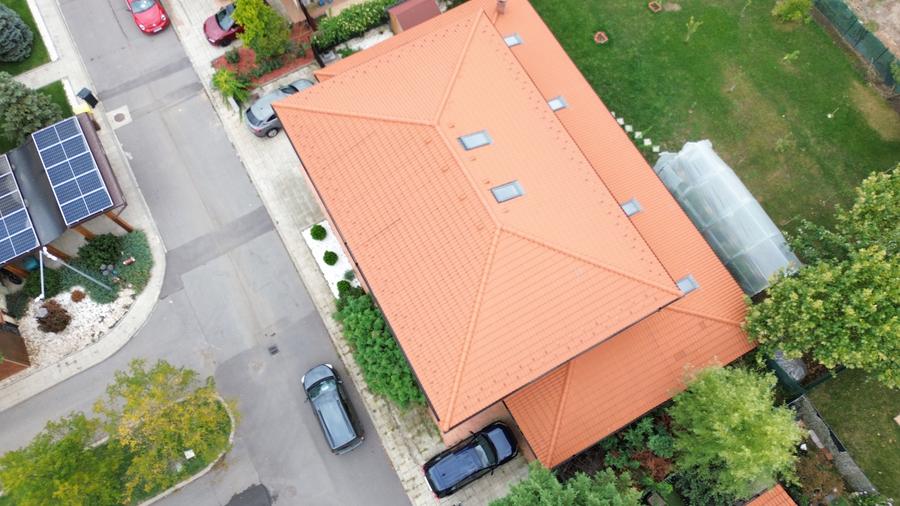 Casa 3 camere de vanzare in Curtea Domneasca
